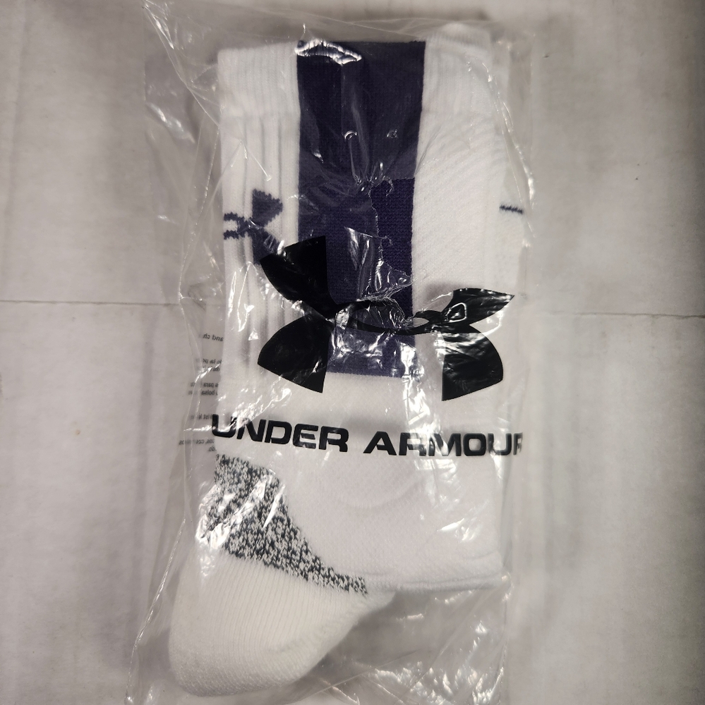 NWT Unisex Under Armour Playmaker Mid Crew Socks - Picture 2 of 4